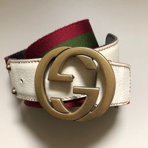 Gucci interlocking G belt with web.